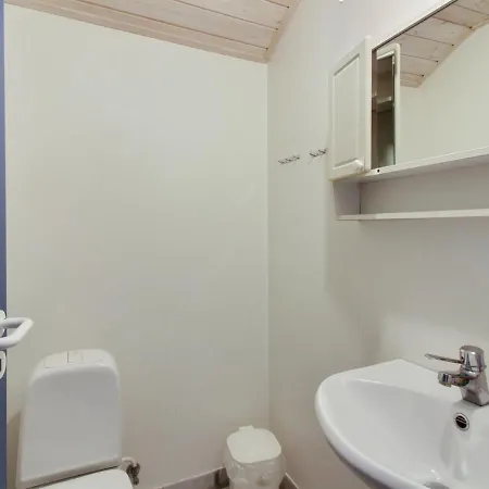 Ferienhaus Almira - 1-2km From The Sea In Bornholm By Interhome *