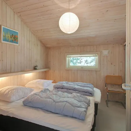 Ferienhaus Almira - 1-2km From The Sea By Interhome